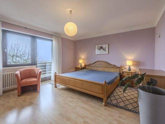 2. Schlafzimmer im OG