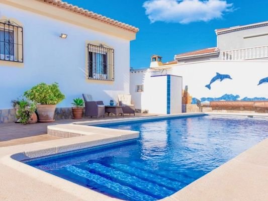 Resale villa with private pool in Ciudad Quesada - www.cinbar.com