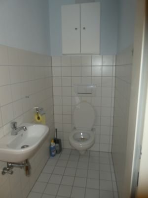 .... und das separate WC 