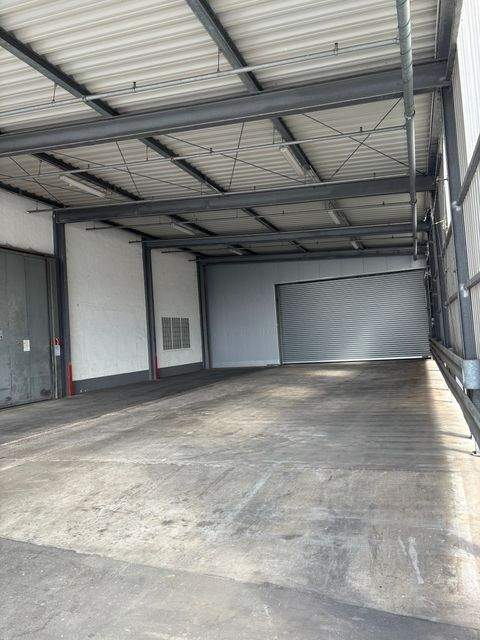 Karlstein am Main Halle, Karlstein am Main Hallenfläche