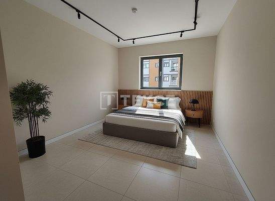 Apartment with Balcony and Elevator Building in Karşıyaka İzmir