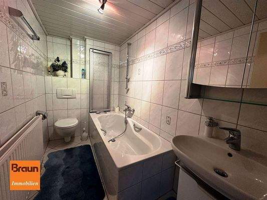 Wohnhaus mit Scheune, Trossingen, Zimmer OG