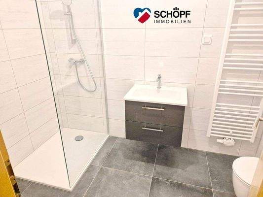 Badezimmer frisch renoviert