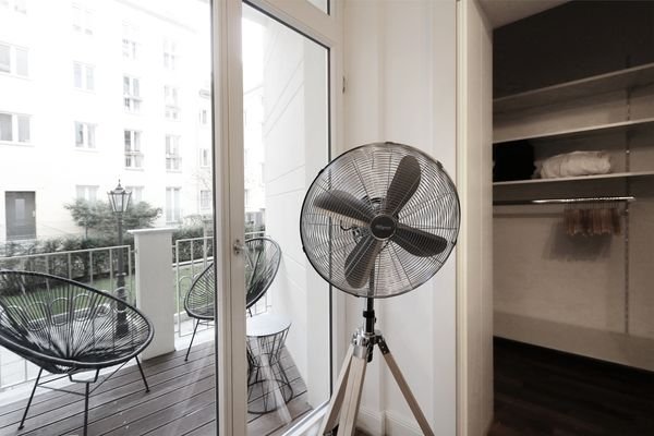 09-apartment787.jpg