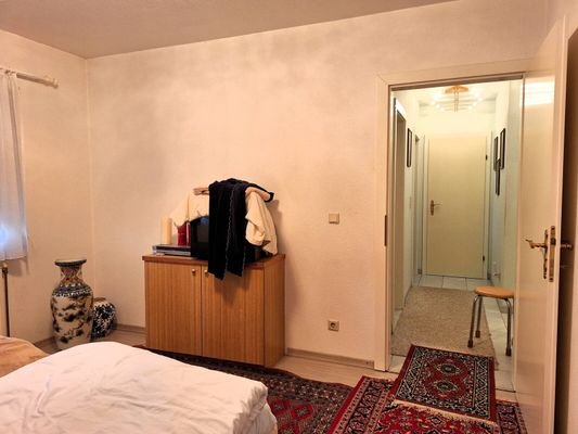 EG Schlafzimmer zum Gang