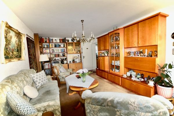 Geräumige Wohnzimmer