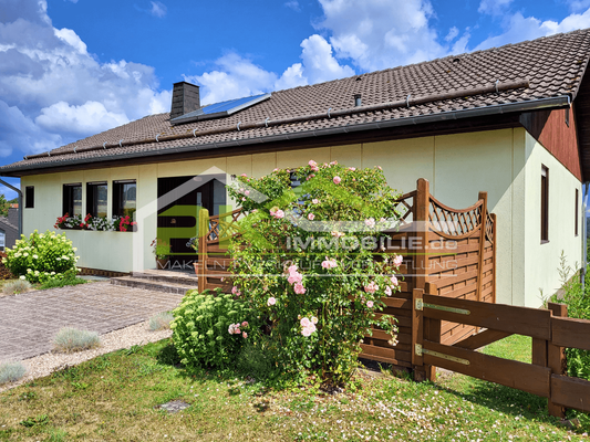 Außenansicht_Eingang_2