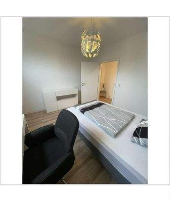 Arbeits- oder Kinderzimmer.jpg