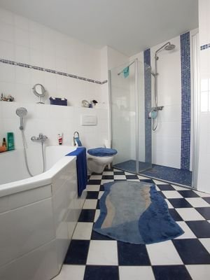 Badezimmer 1.OG