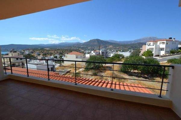 Kreta, Agios Nikolaos: Penthouse-Wohnung miit 3 Schlafzimmern und Meerblick