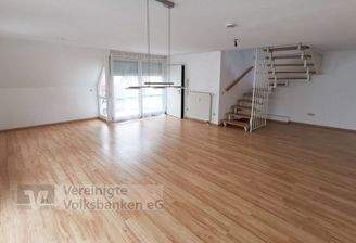 Wohnzimmer mit Balkon 1.Ebene