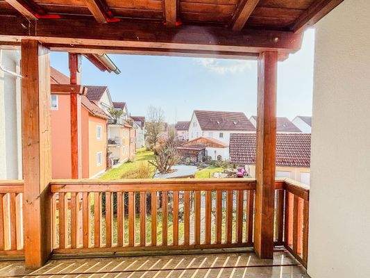 Großzügiger Balkon mit Südausrichtung