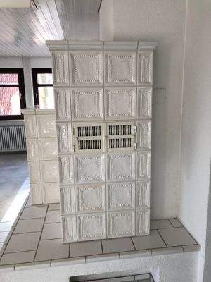 Kachelofen vorne.jpeg