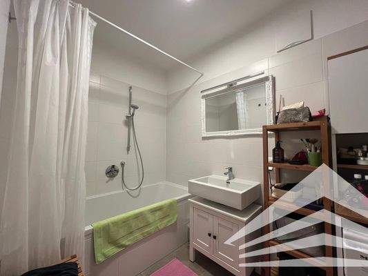 Badezimmer inkl. Wanne