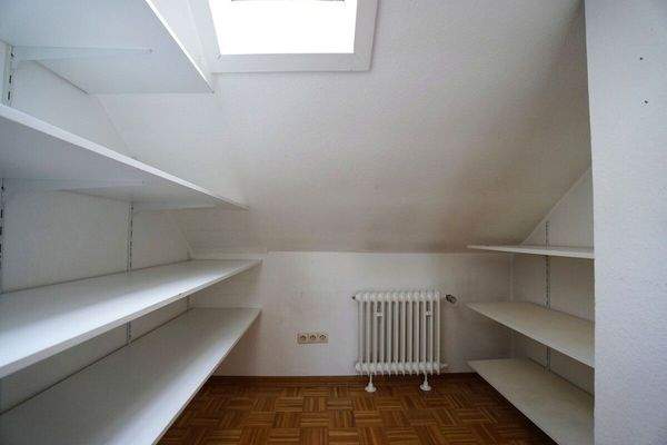 Abstellraum oder Büro OG