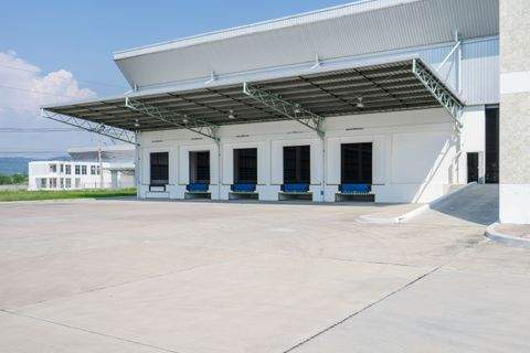 Riederich Halle, Riederich Hallenfläche