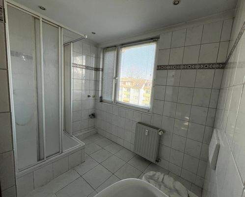 Duschbad mit Fenster