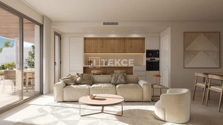 Apartments with Pools Close to Sea in Rincón de la Victoria Málaga