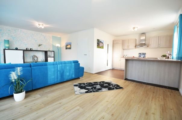 Beispielfoto Küche_&_Wohnzimmer