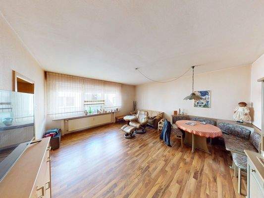 Wohn- & Esszimmer Bild 1