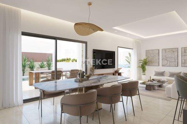 Finestrat Villas in Secure Estate Between Mountain and Sea