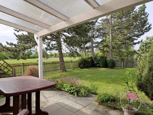 eigene Terrasse am Haus