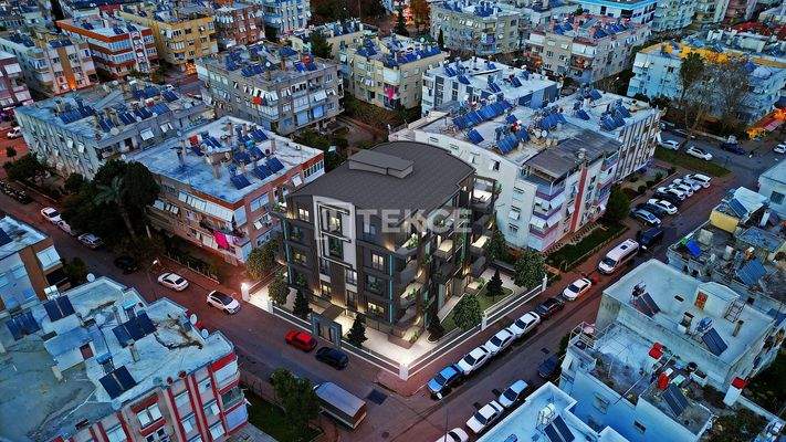 Apartments in a Complex near the Beach in Antalya Muratpaşa
