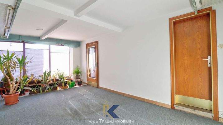 ehemalige Gewerbefläche EG