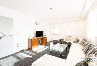 Wohnzimmer der Einliegerwohnung