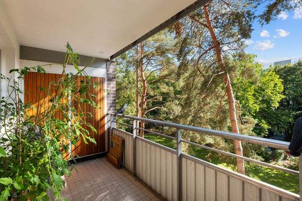 Süd-Loggia mit Abstellraum