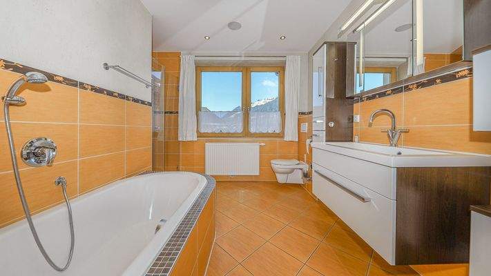 KITZIMMO-Hochwertige Wohnung in zentraler Ruhelage kaufen - Immobilien Kitzbühel.