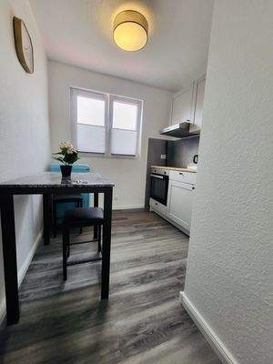 98de109f-49a4-4201-b7cd-a44c40949e3f