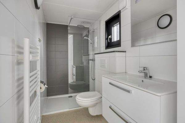 Ferienhaus-zu-verkaufen-Lakeside-Resort-Brielle012