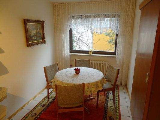 7 Tisch in der Küche