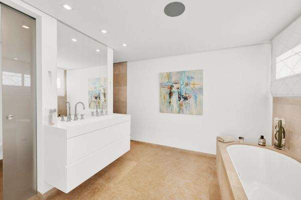 Suite bathroom in master bedroom in apartment in Portals Nous 2