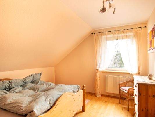 Zimmer II im Obergeschoss