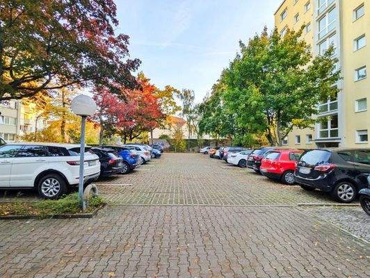 Stellplatz vor dem Haus