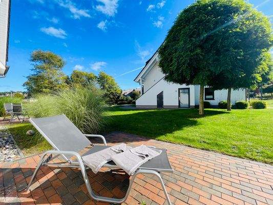 Bild von 12.00 Uhr Mittag