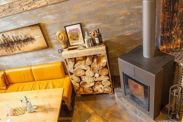 EG: Eingangsbereich, Wohnen, Kamin