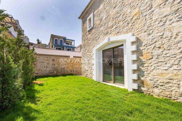 Detached Villas with Private Pools in Bodrum Kadikalesi