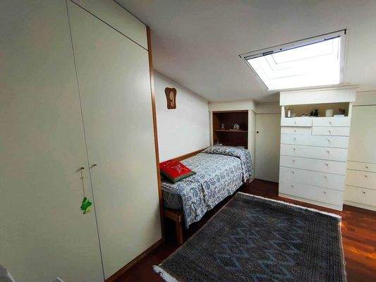 schönes Penthouse im Zentrum von Grado mit Terrasse und Parkplatz