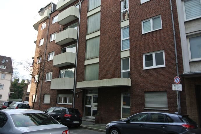 2-Zimmer-Wohnung im mit Balkon und Aufzug in top Immobilie!