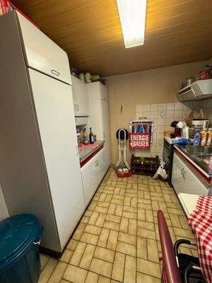 Großer Abstellraum EG