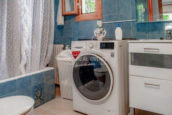 Badezimmer mit Wanne