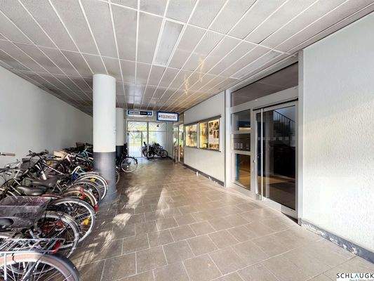 Zusätzlicher Platz für Fahrräder vor der Haustür