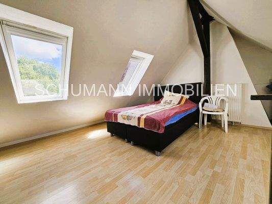 Spitzboden_Schalzimmer