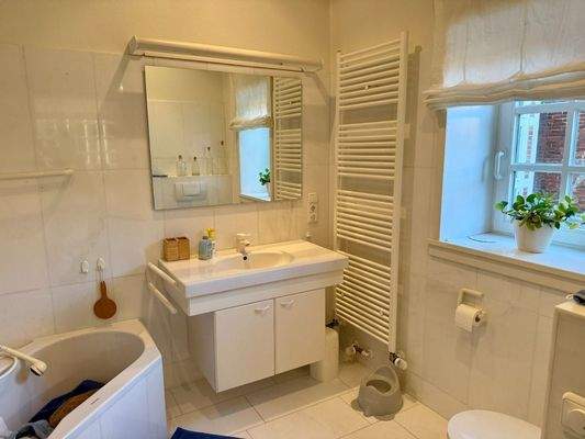 Vollbad im Erdgeschoss Ansicht 1