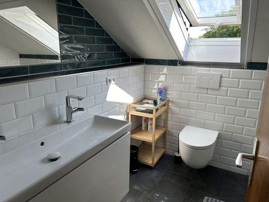 Dachgeschoss: Duschbad