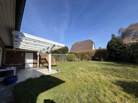 Garten und Terrasse für gemütliche Stunden (3)