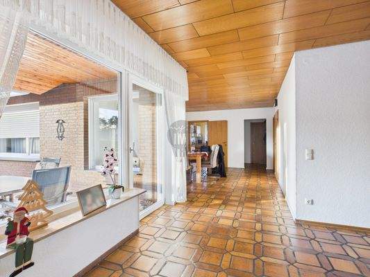 Wohn und Essbereich EG